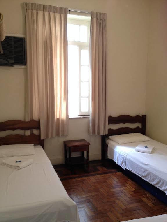 Hotel Girassol *